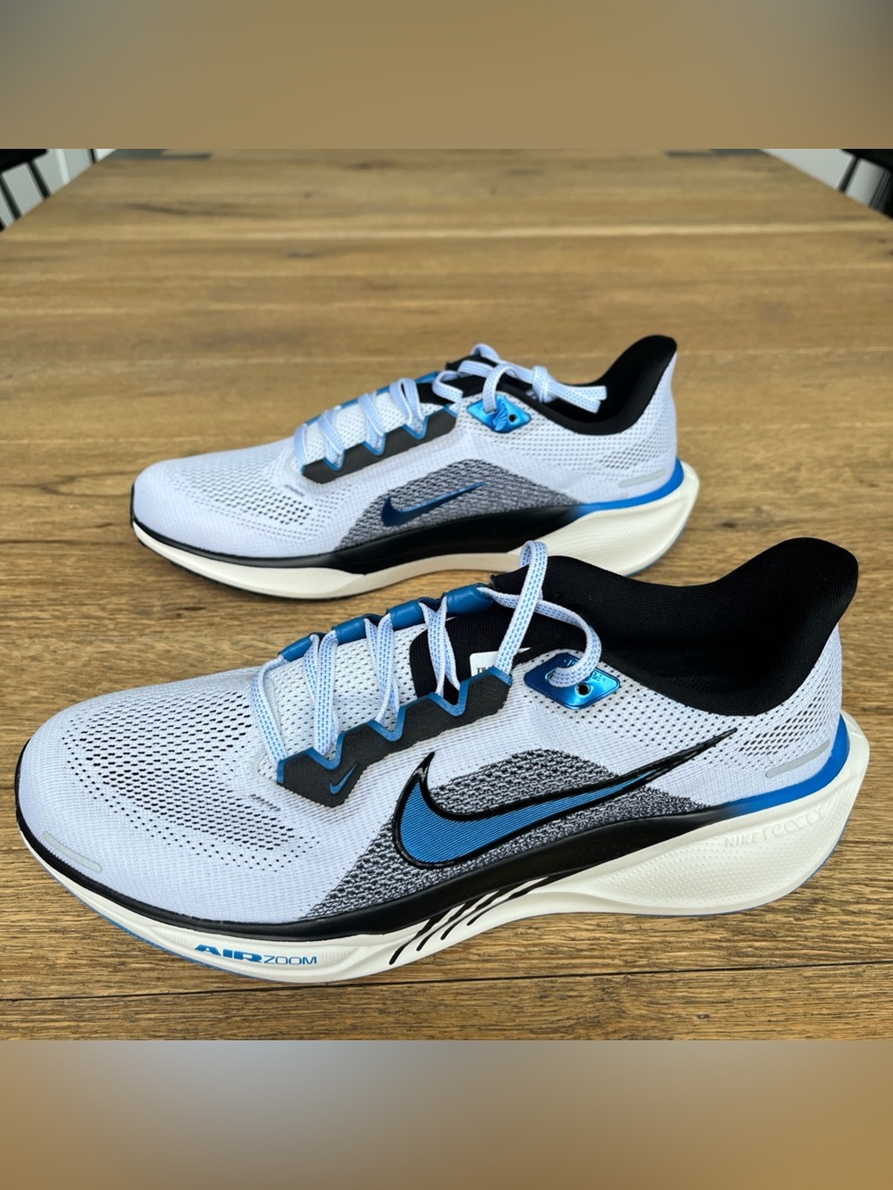 Size 10 Men’s Nike Air Zoom Pegasus 41 Sail/ Photo Blue HV5218-100 Running Shoes - Picture 3 of 8